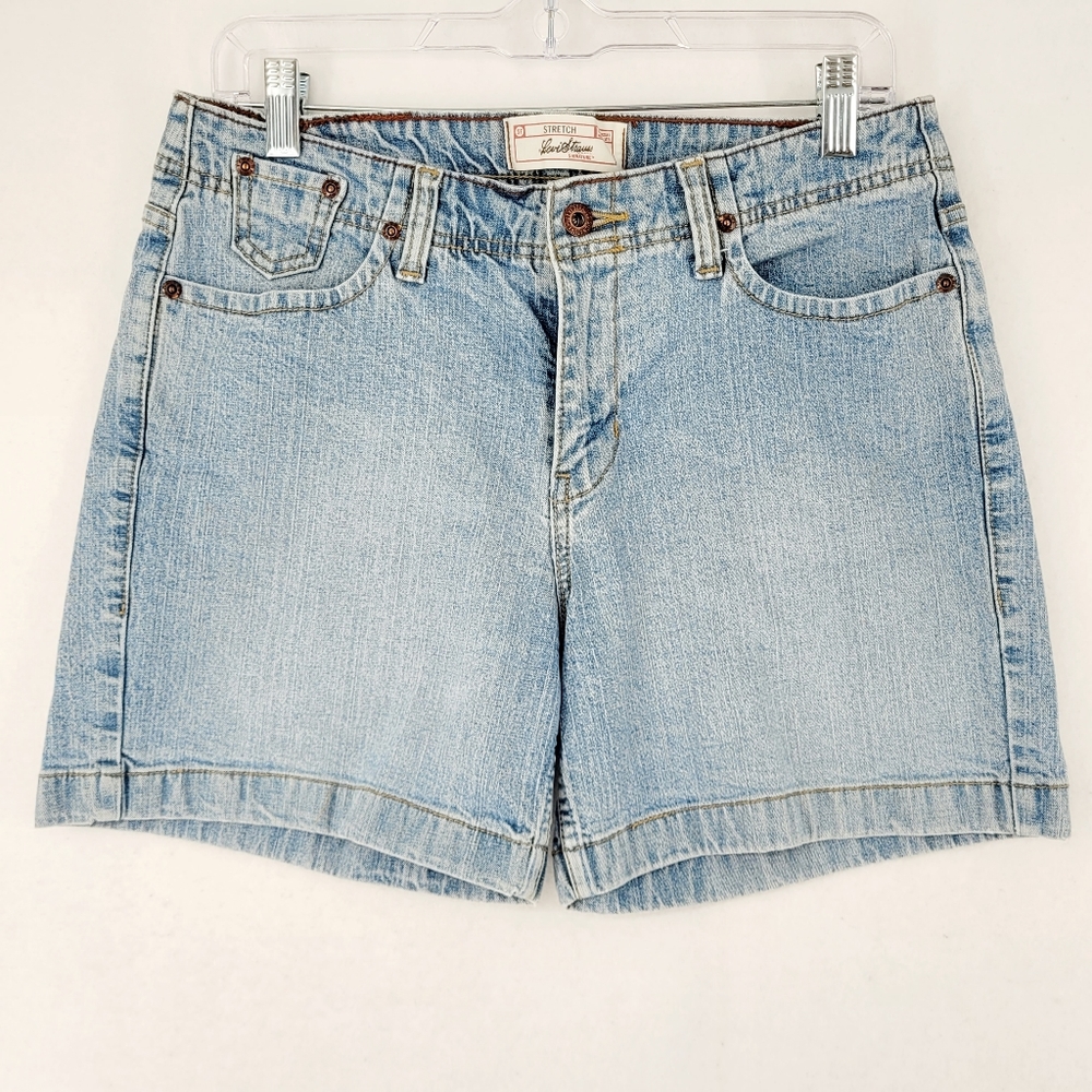 *Sold* Levi's Strauss Stetch Women Blue Jean Shorts Size 8